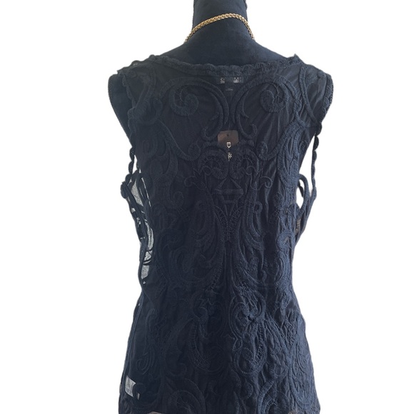 EXPRESS sheer Black lace top - Picture 2 of 5